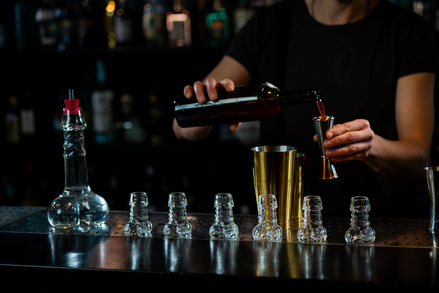 Set Decantor (500ml) cu 6 Pahare (40ml) din Sticla Rezistenta pentru Shot, Whiskey, Tequila, Coniac, Cocktail