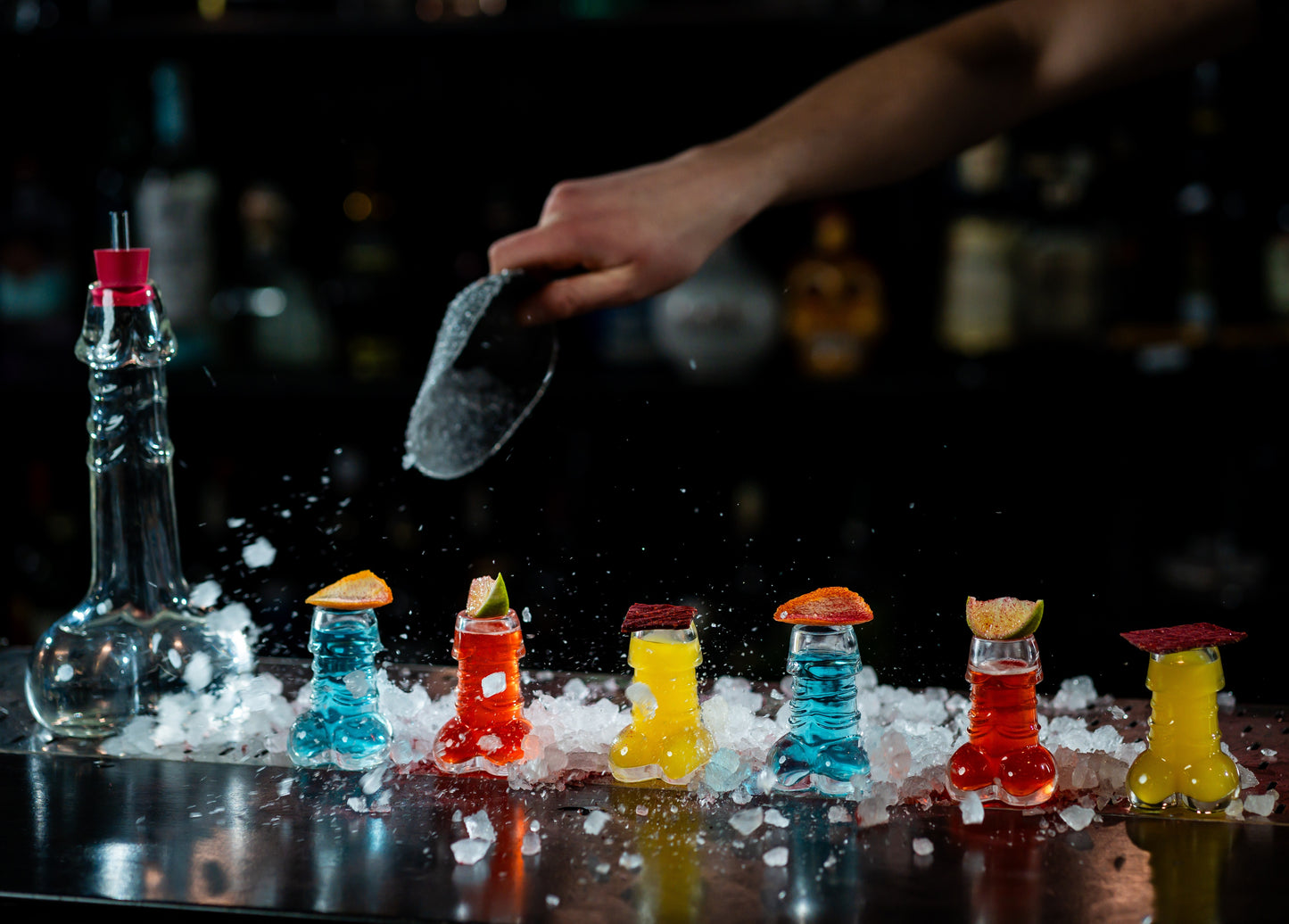 Set Decantor (500ml) cu 6 Pahare (40ml) din Sticla Rezistenta pentru Shot, Whiskey, Tequila, Coniac, Cocktail